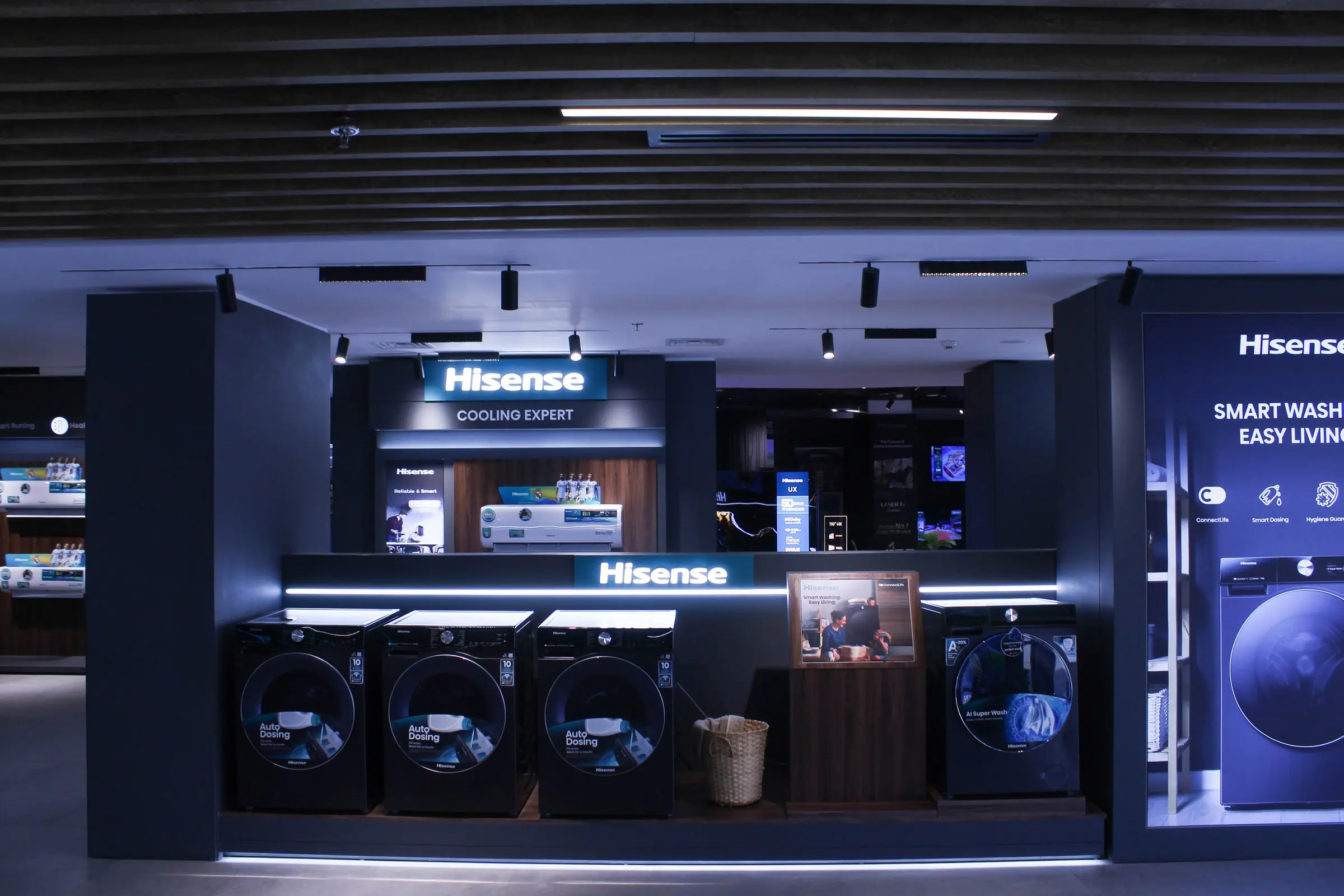 Hisense — Flagship Showroom, fit-out by Level One Group
