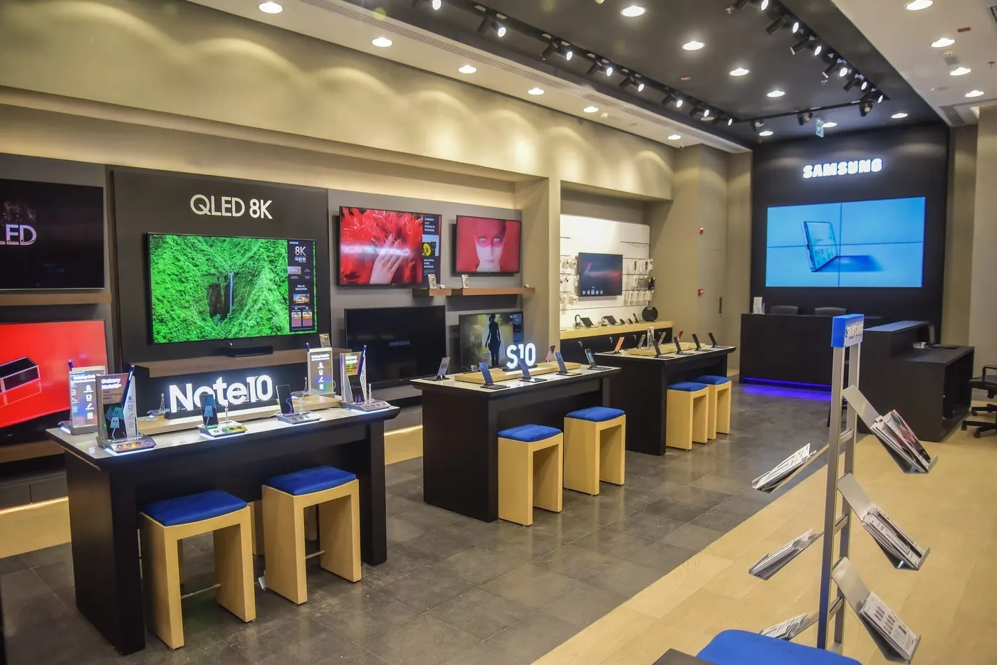 Samsung — Almaza City Center — photo 1