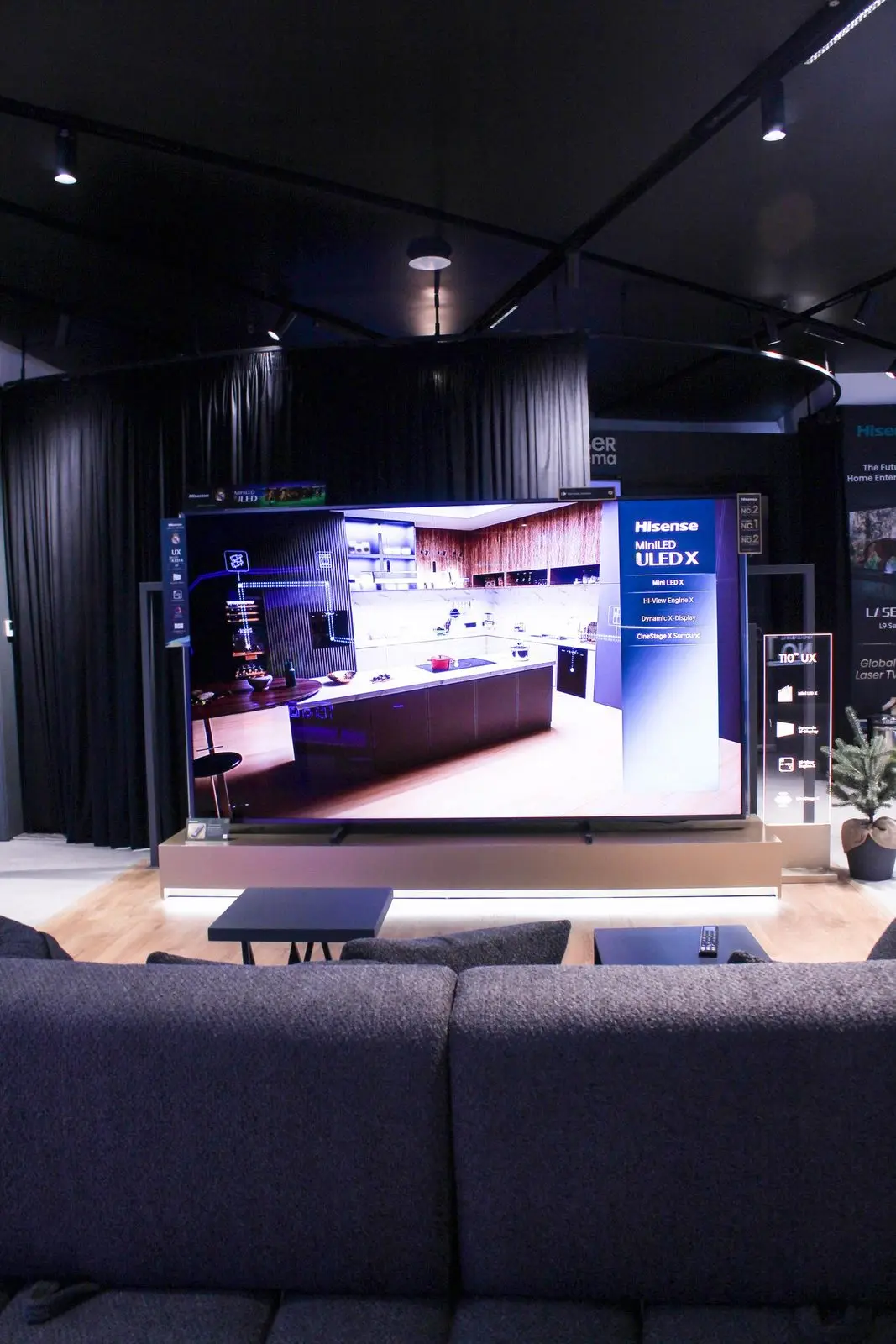 Hisense — Flagship Showroom — photo 4